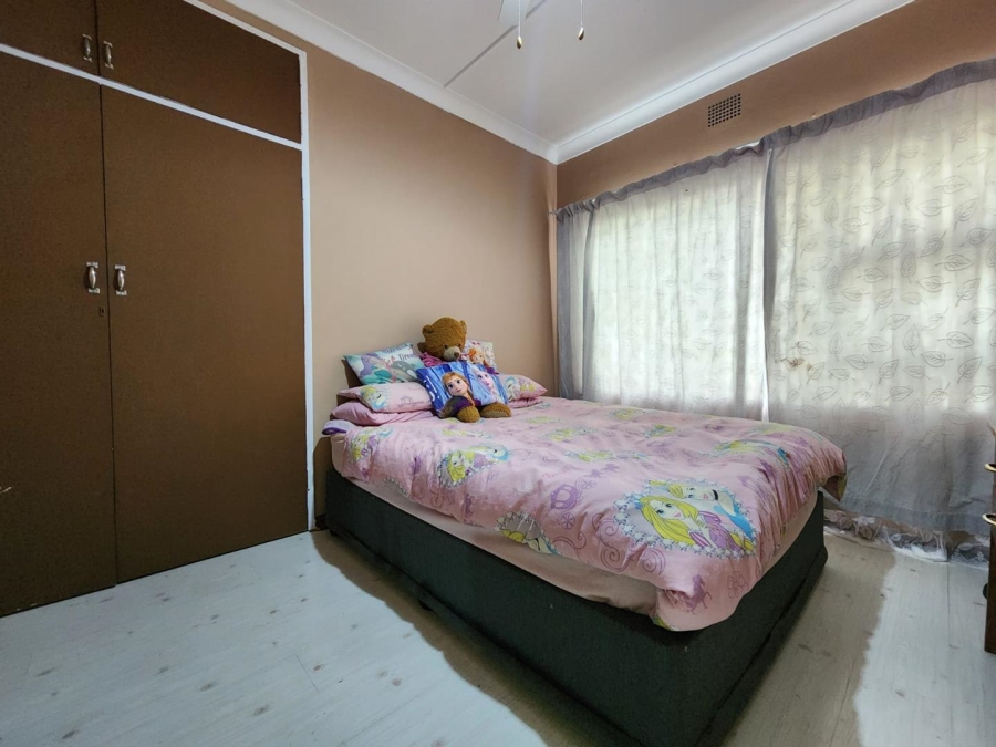 3 Bedroom Property for Sale in Heuwelsig Northern Cape